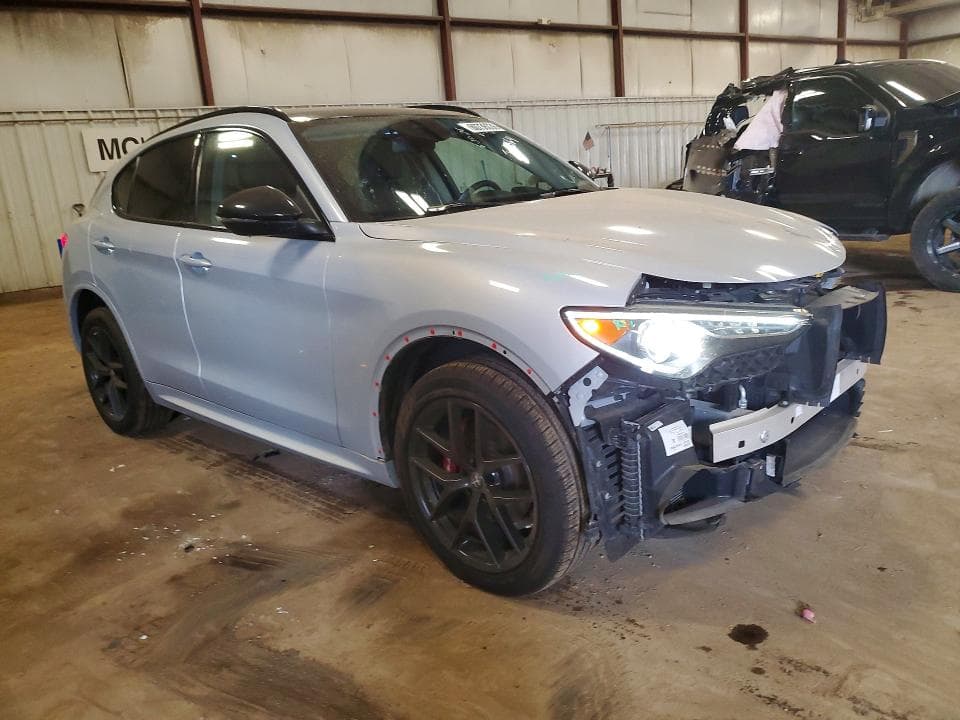 2021 ALFA ROMEO STELVIO TI 4