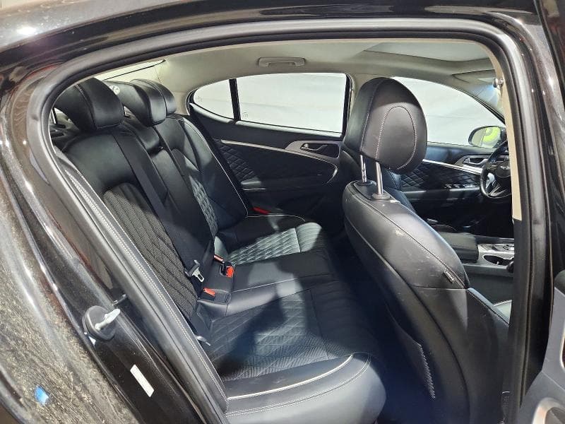 2019 GENESIS G70 3.3T ADVANCED 10