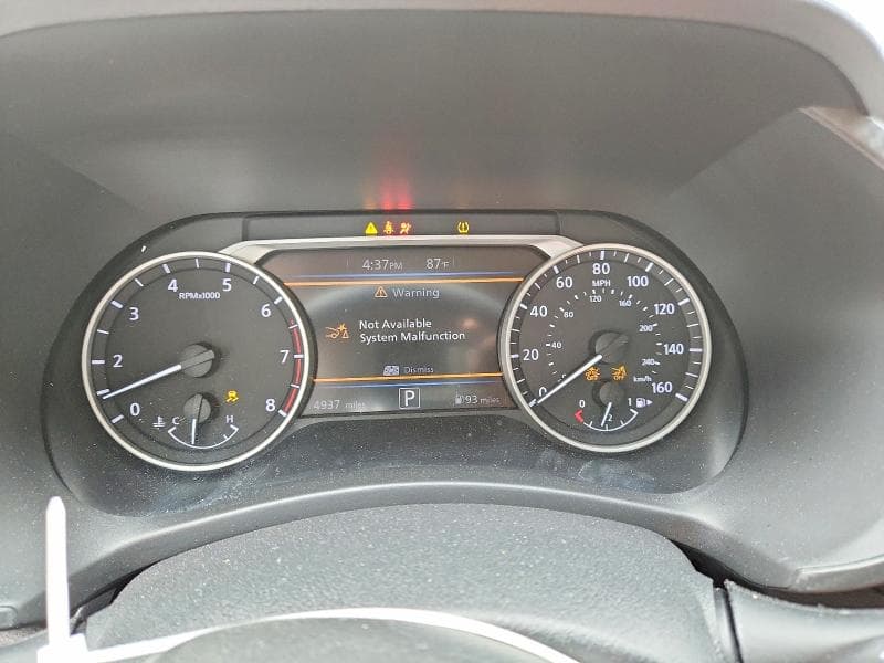 2025 NISSAN SENTRA SV 9