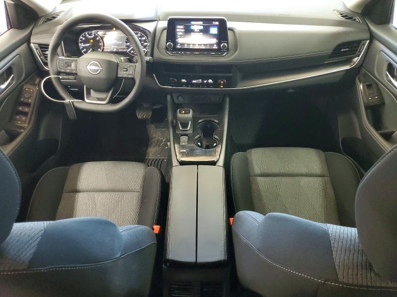 2026 NISSAN ROGUE SV 8