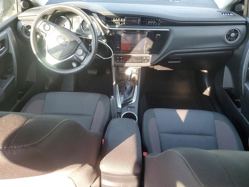 2017 TOYOTA COROLLA LE LE 8
