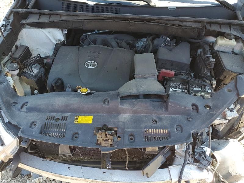 2017 TOYOTA HIGHLANDER XLE 12