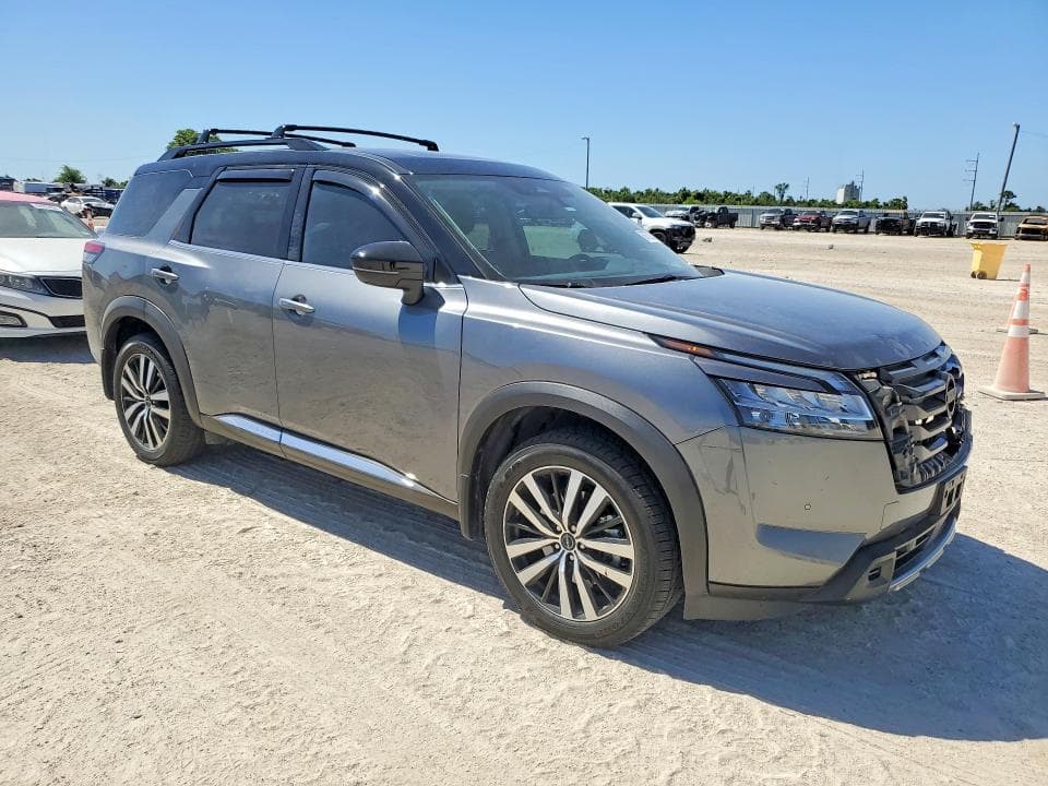 2023 NISSAN PATHFINDER PLATINUM 4