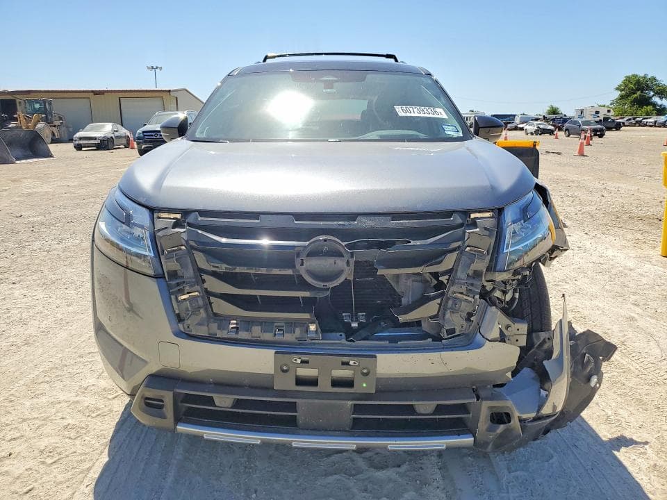 2023 NISSAN PATHFINDER PLATINUM 5