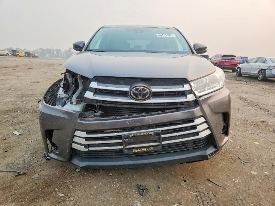 2018 TOYOTA HIGHLANDER LE 5