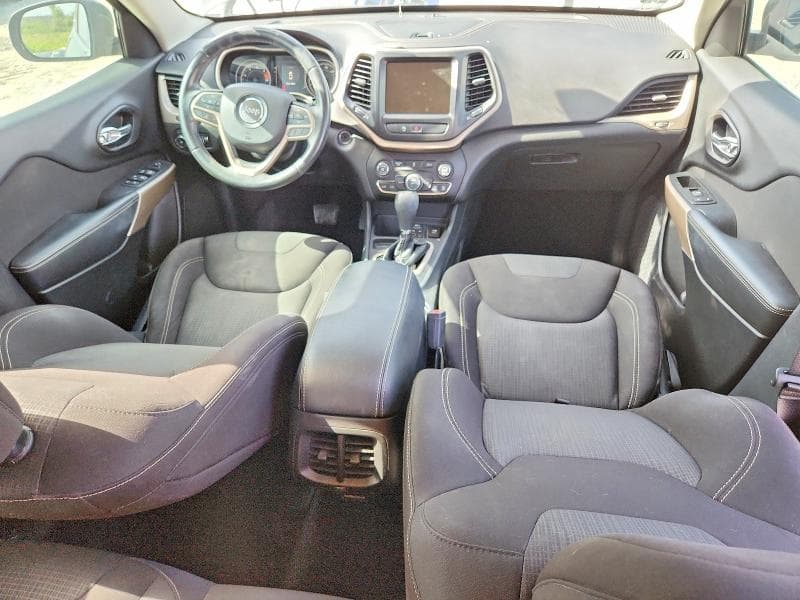 2017 JEEP CHEROKEE LATITUDE LATITUDE 8