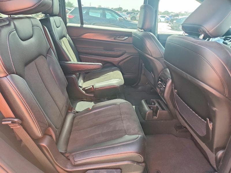 2023 JEEP GRAND CHEROKEE L LAREDO/L ALTITUDE L LAREDO/L ALTITUDE 11