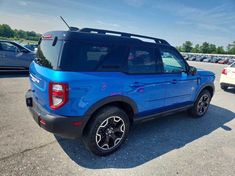 2025 FORD BRONCO SPORT OUTER BANKS 3