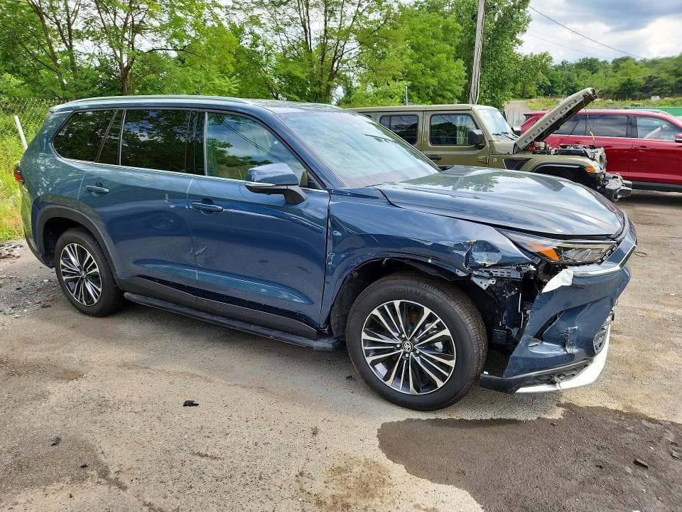 2026 TOYOTA GRAND HIGHLANDER HYBRID MAX PLATINUM 4