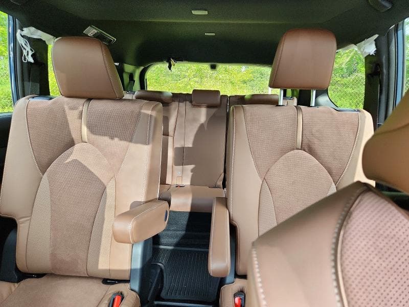 2026 TOYOTA GRAND HIGHLANDER HYBRID MAX PLATINUM 10