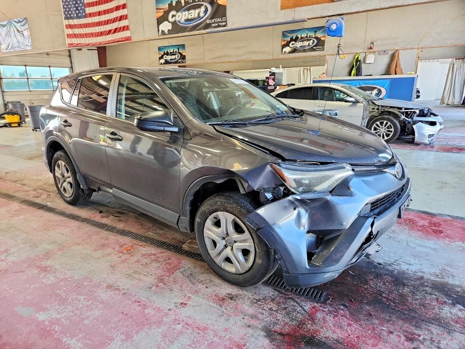 2018 TOYOTA RAV4 LE 4