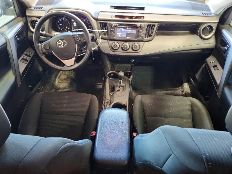 2018 TOYOTA RAV4 LE 8