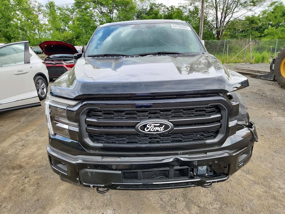 2025 FORD F150 LARIAT 5