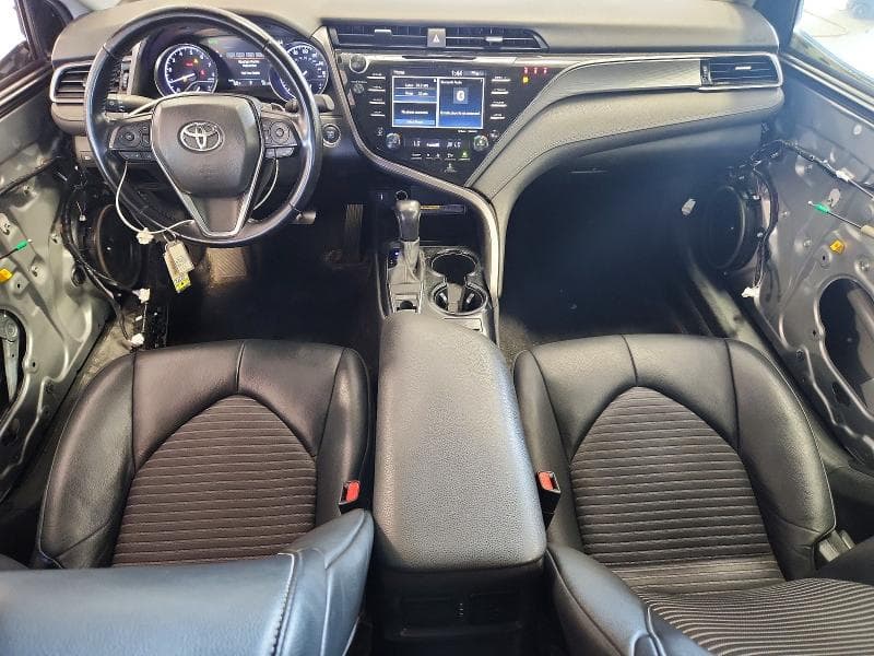 2020 TOYOTA CAMRY SE SE 8