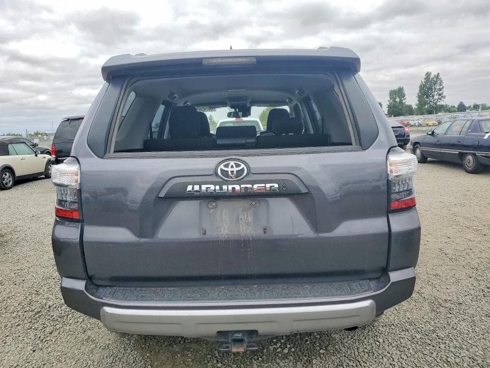 2023 TOYOTA 4RUNNER TRD OFF-ROAD 6