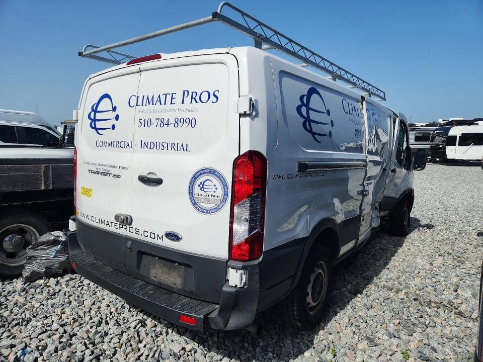 2023 FORD TRANSIT T-250 3