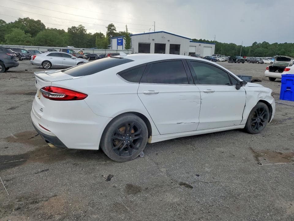 2019 FORD FUSION SE 3