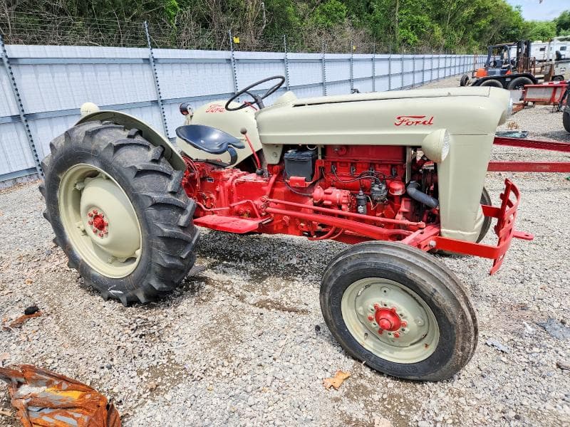 1953 FORD UNKNOWN TRACTOR TRACTOR