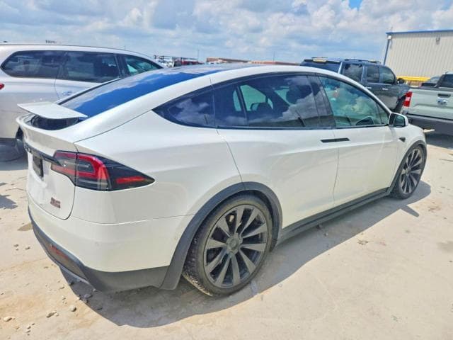 2022 TESLA MODEL X 3