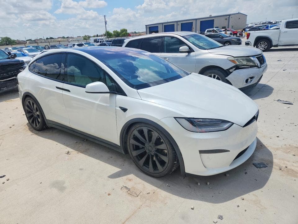 2022 TESLA MODEL X 4