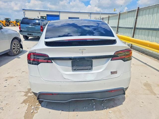 2022 TESLA MODEL X 6