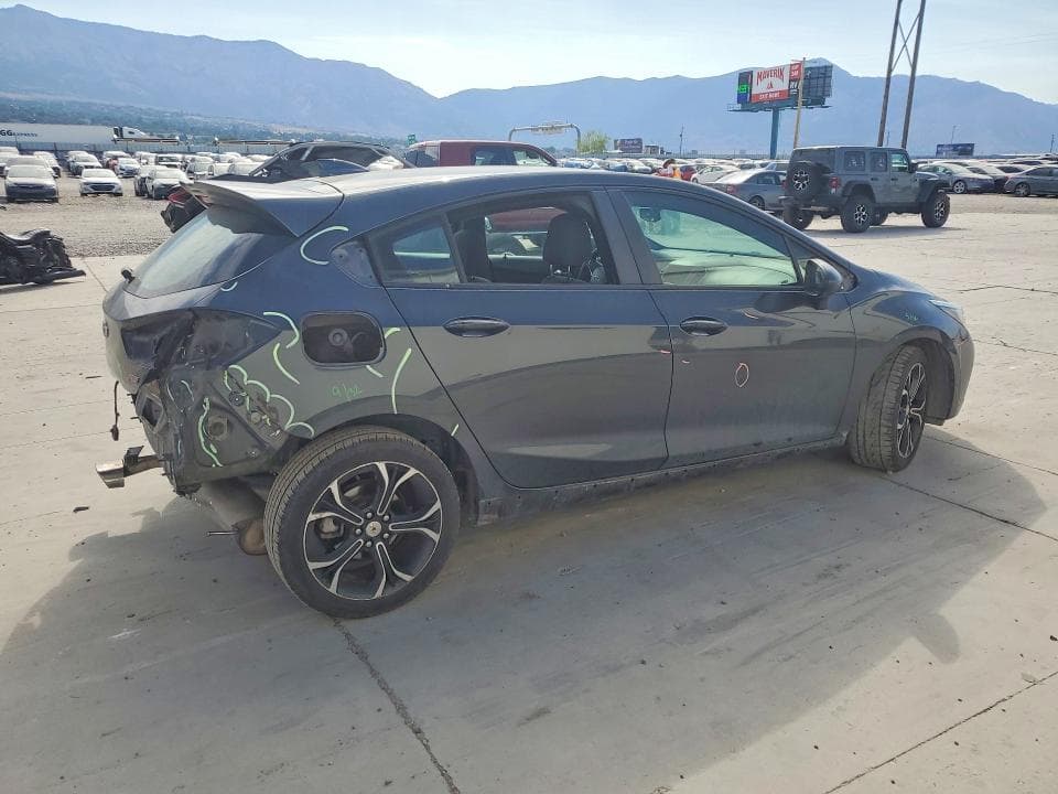 2019 CHEVROLET CRUZE LT LT 3