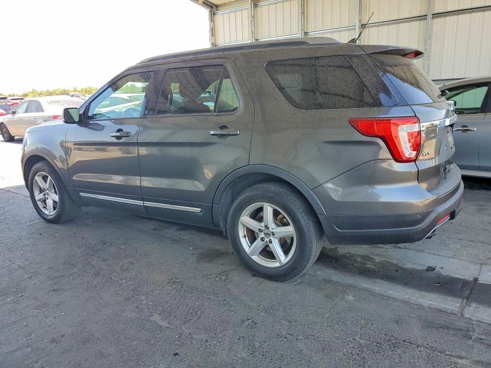 2019 FORD EXPLORER XLT XLT 2