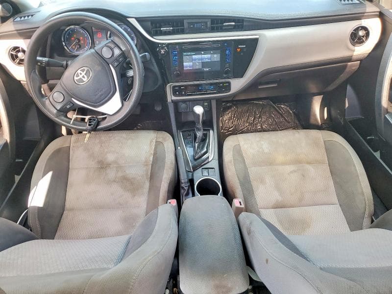 2017 TOYOTA COROLLA LE 8