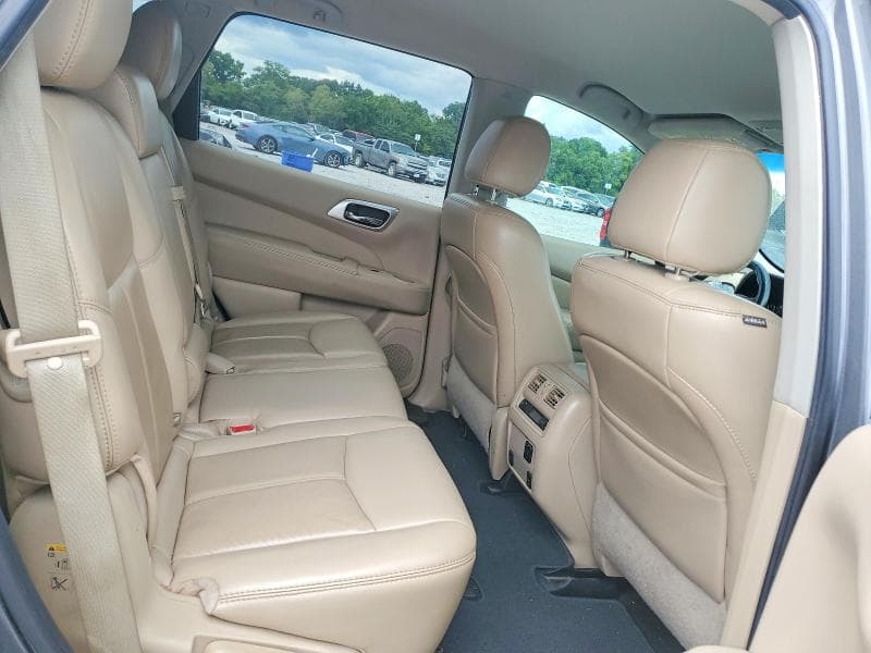 2017 NISSAN PATHFINDER SL 11