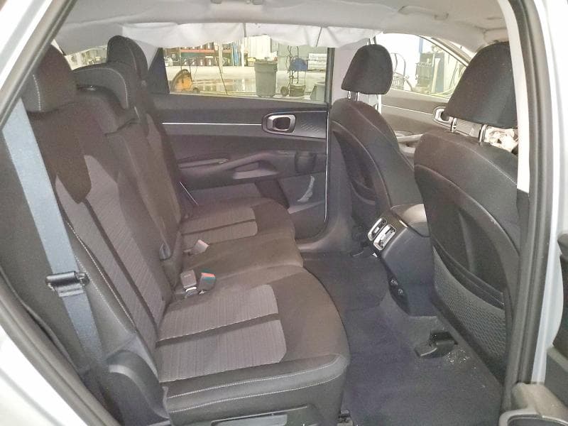 2021 KIA SORENTO LX LX 11