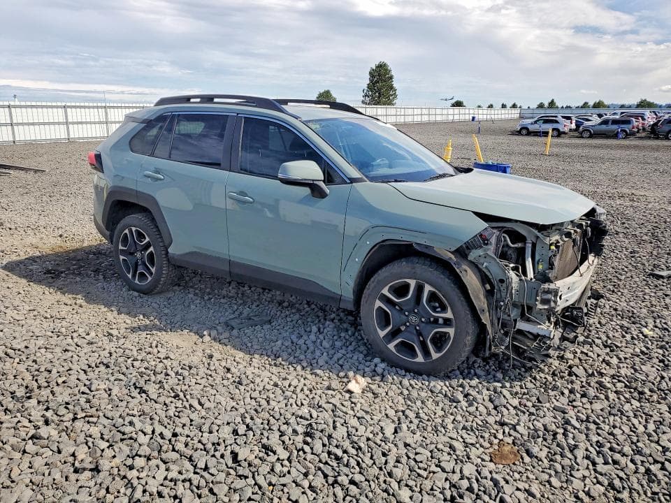 2021 TOYOTA RAV4 ADVENTURE 4