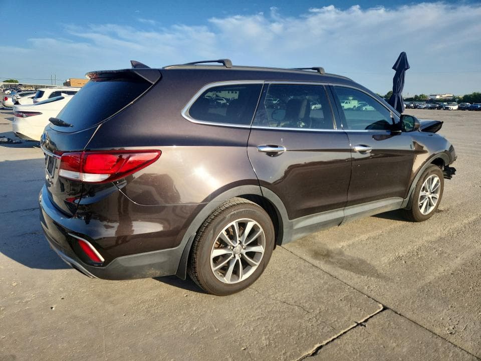 2018 HYUNDAI SANTA FE SE 3