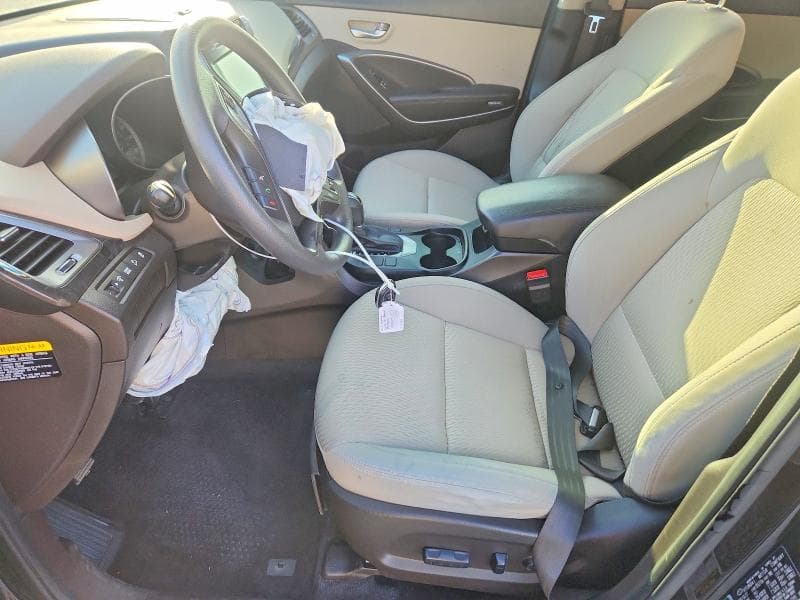 2018 HYUNDAI SANTA FE SE 7