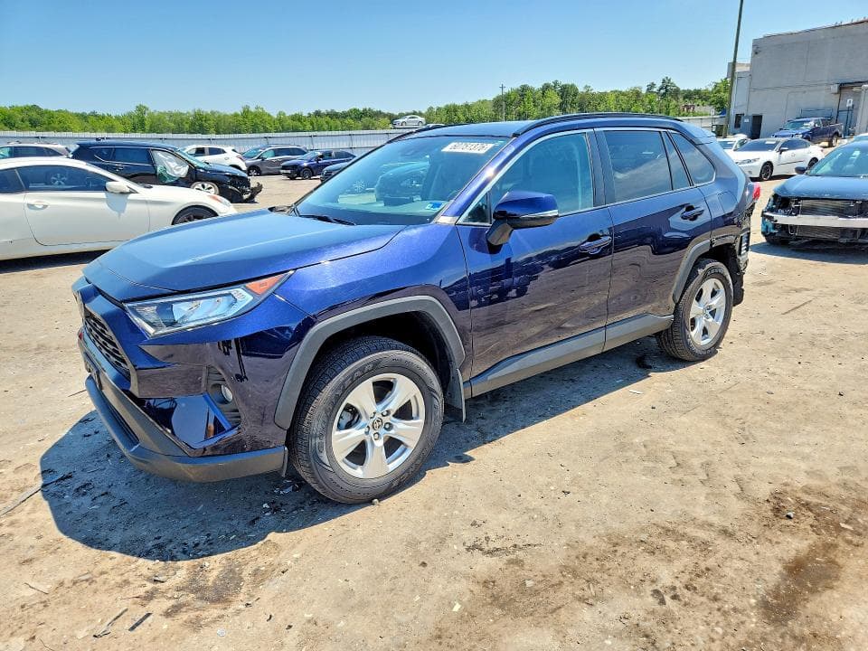 2021 TOYOTA RAV4 XLE - 1