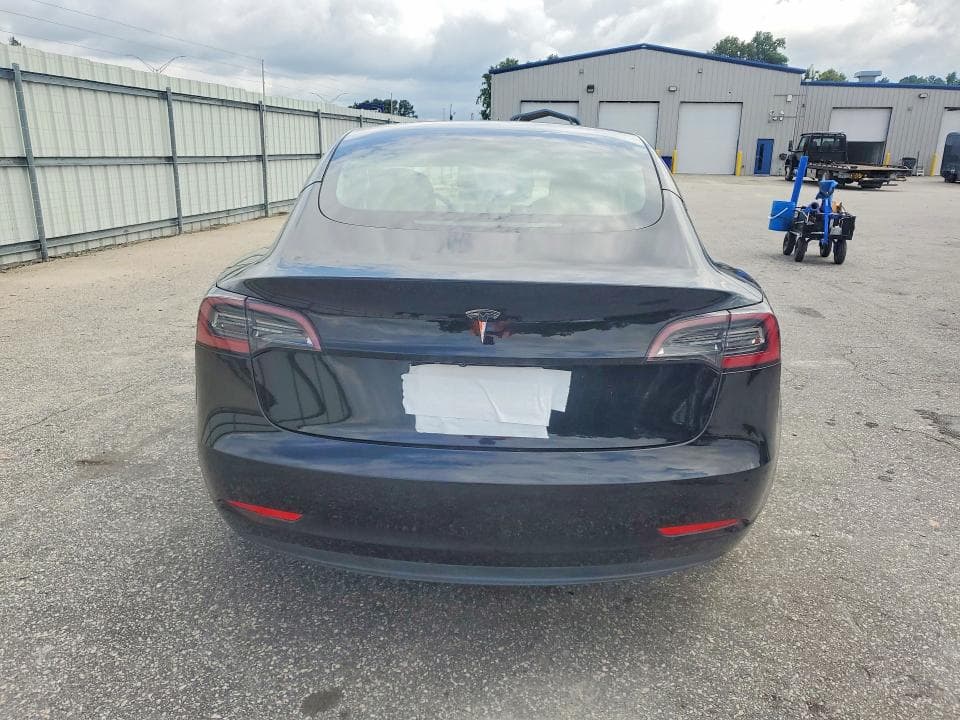 2023 TESLA MODEL 3 6