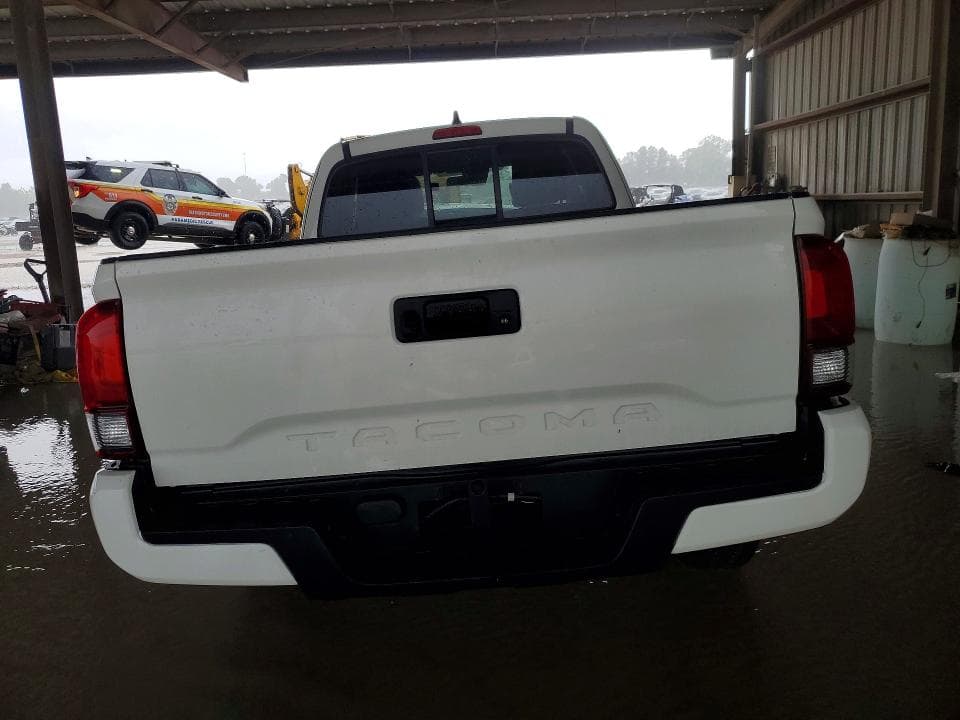 2021 TOYOTA TACOMA SR 6