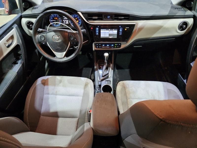 2017 TOYOTA COROLLA LE 8