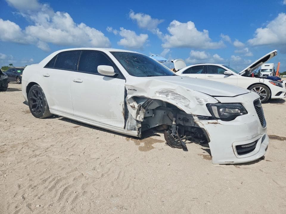 2018 CHRYSLER 300 S 4