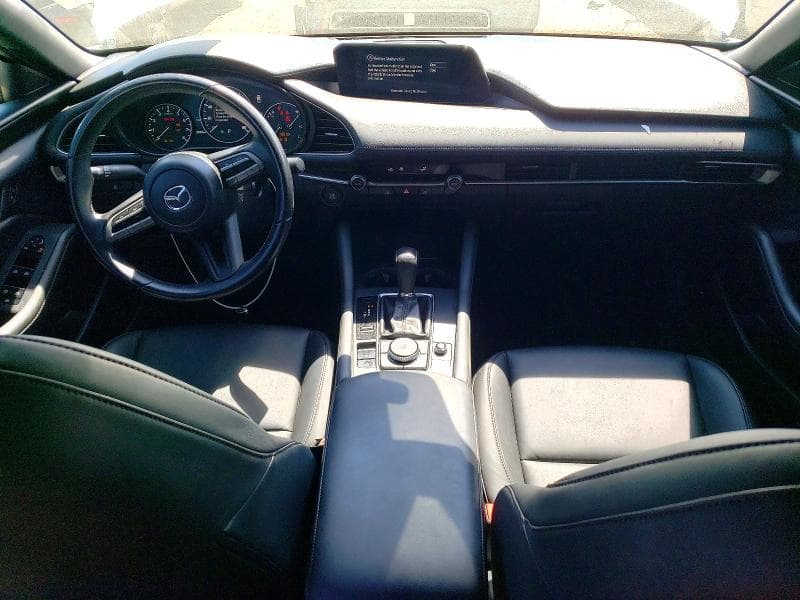 2021 MAZDA 3 SELECT 8