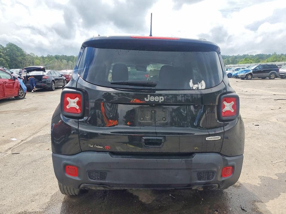 2020 JEEP RENEGADE LATITUDE 6