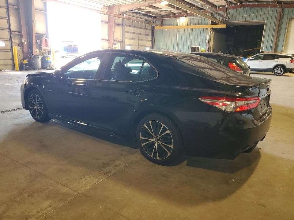 2018 TOYOTA CAMRY SE SE 2