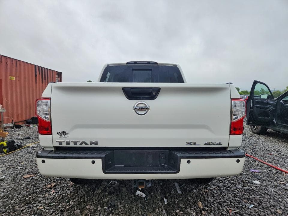 2017 NISSAN TITAN S 6