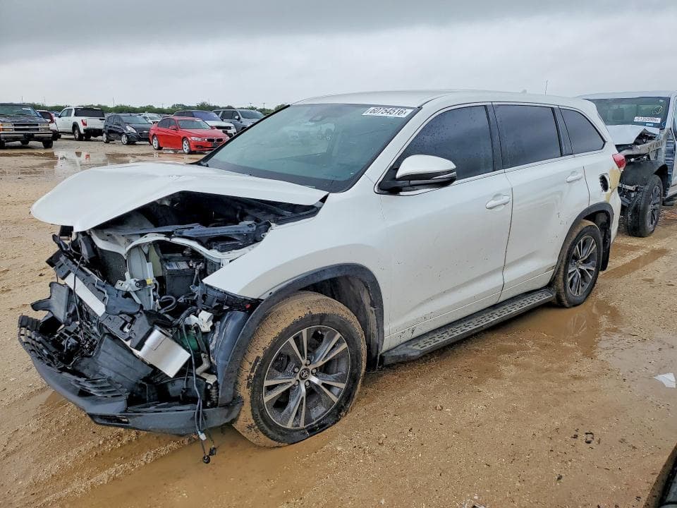2017 TOYOTA HIGHLANDER LE PLUS LE PLUS - 1