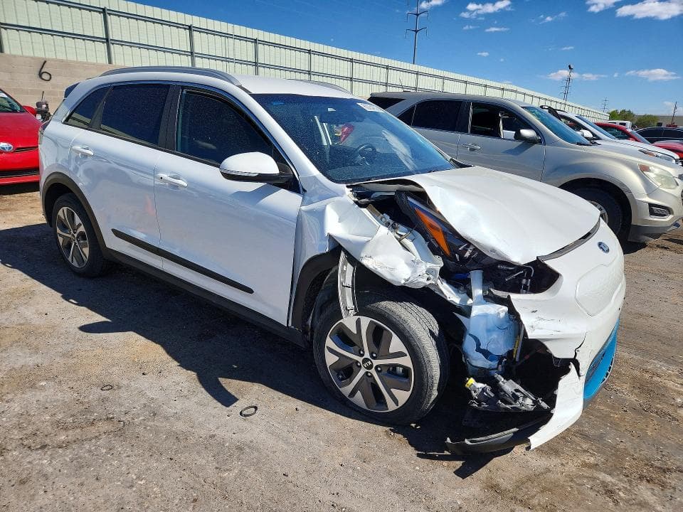 2020 KIA NIRO EX 4