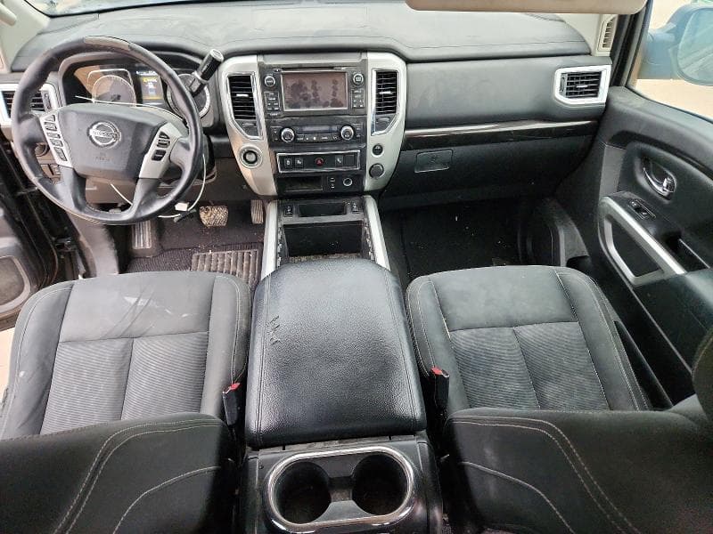 2018 NISSAN TITAN SV SV 8