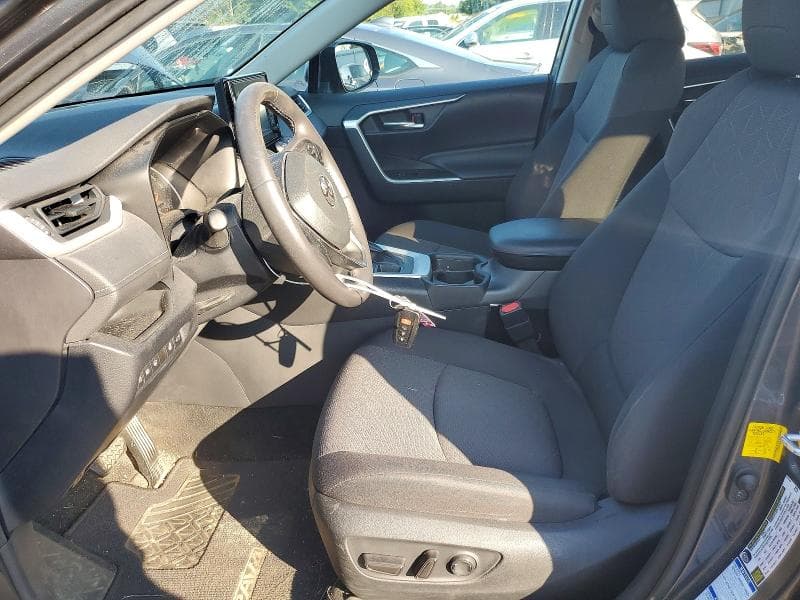 2019 TOYOTA RAV4 7