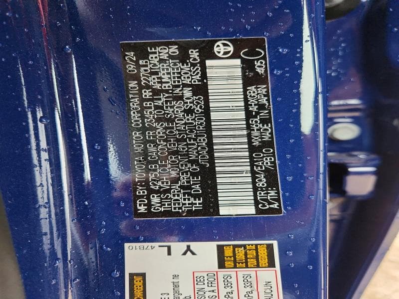 2024 TOYOTA PRIUS XLE 12