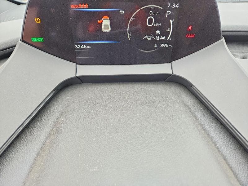2024 TOYOTA PRIUS XLE 9