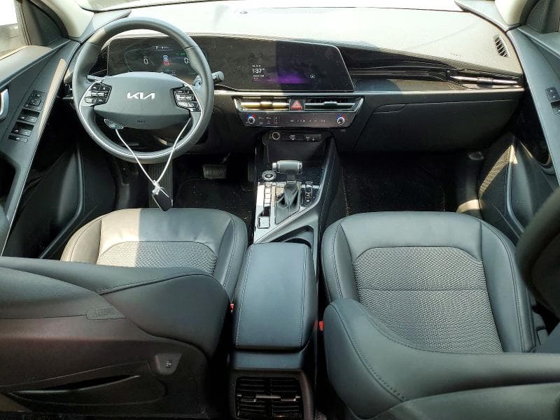 2023 KIA NIRO EX 8