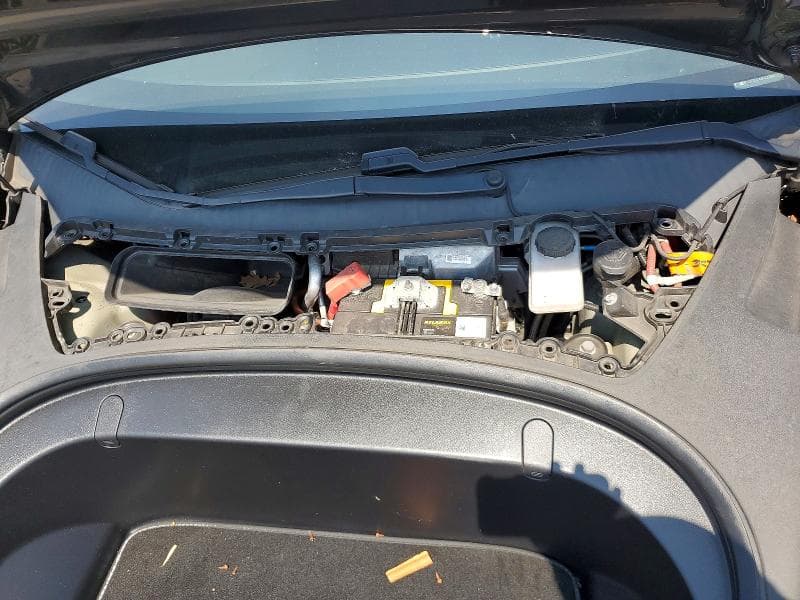 2018 TESLA MODEL 3 11